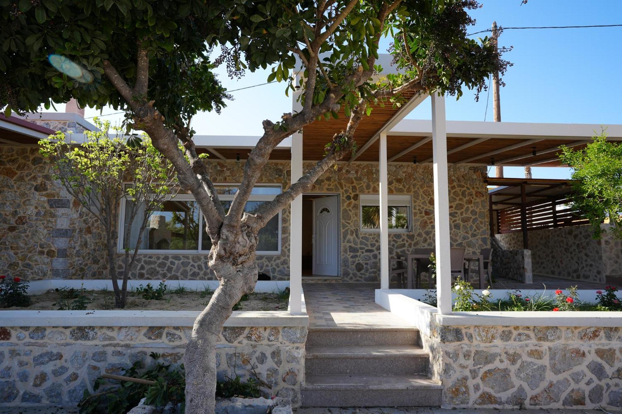 Katerinas Garden Apartment Kámpos Exterior photo